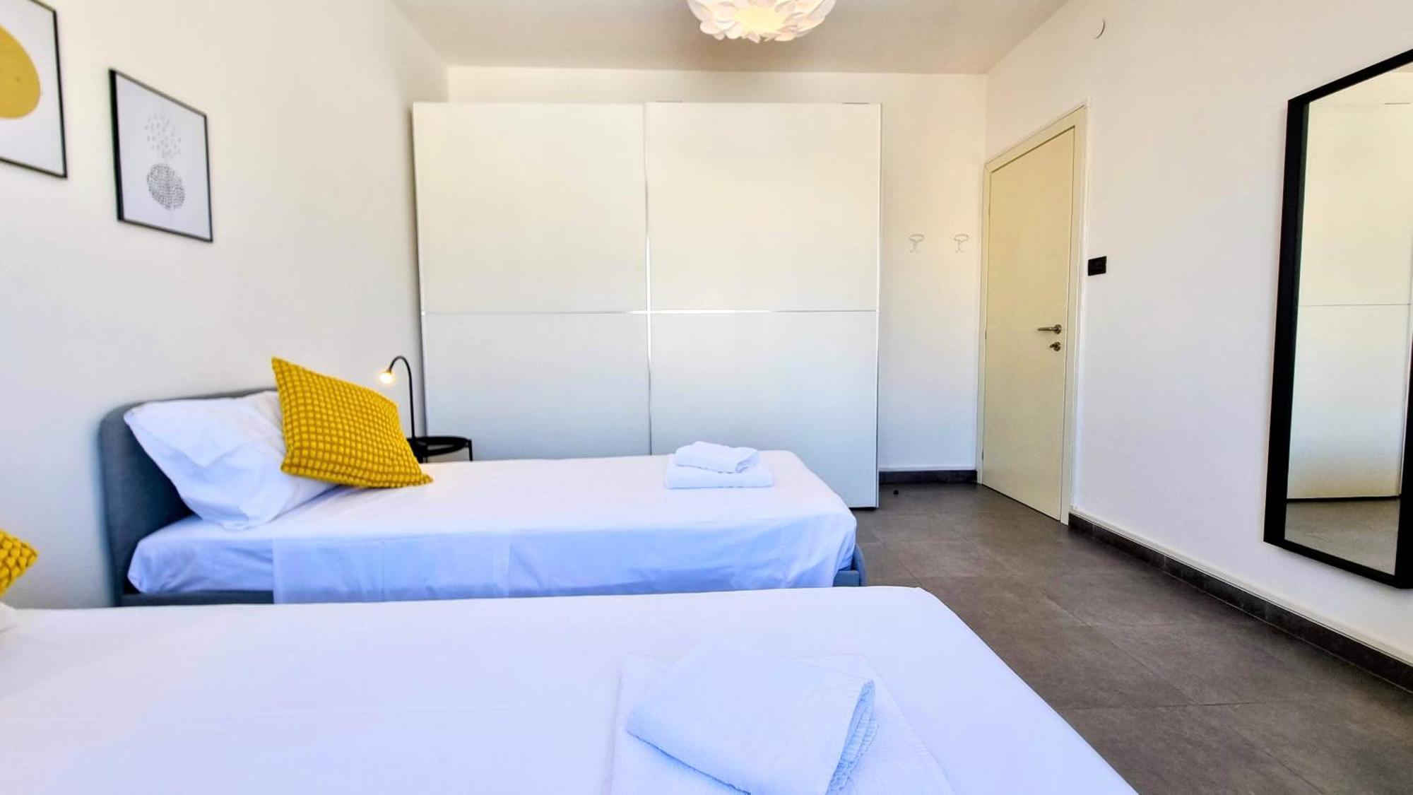 Milano Apartment Triëst Buitenkant foto